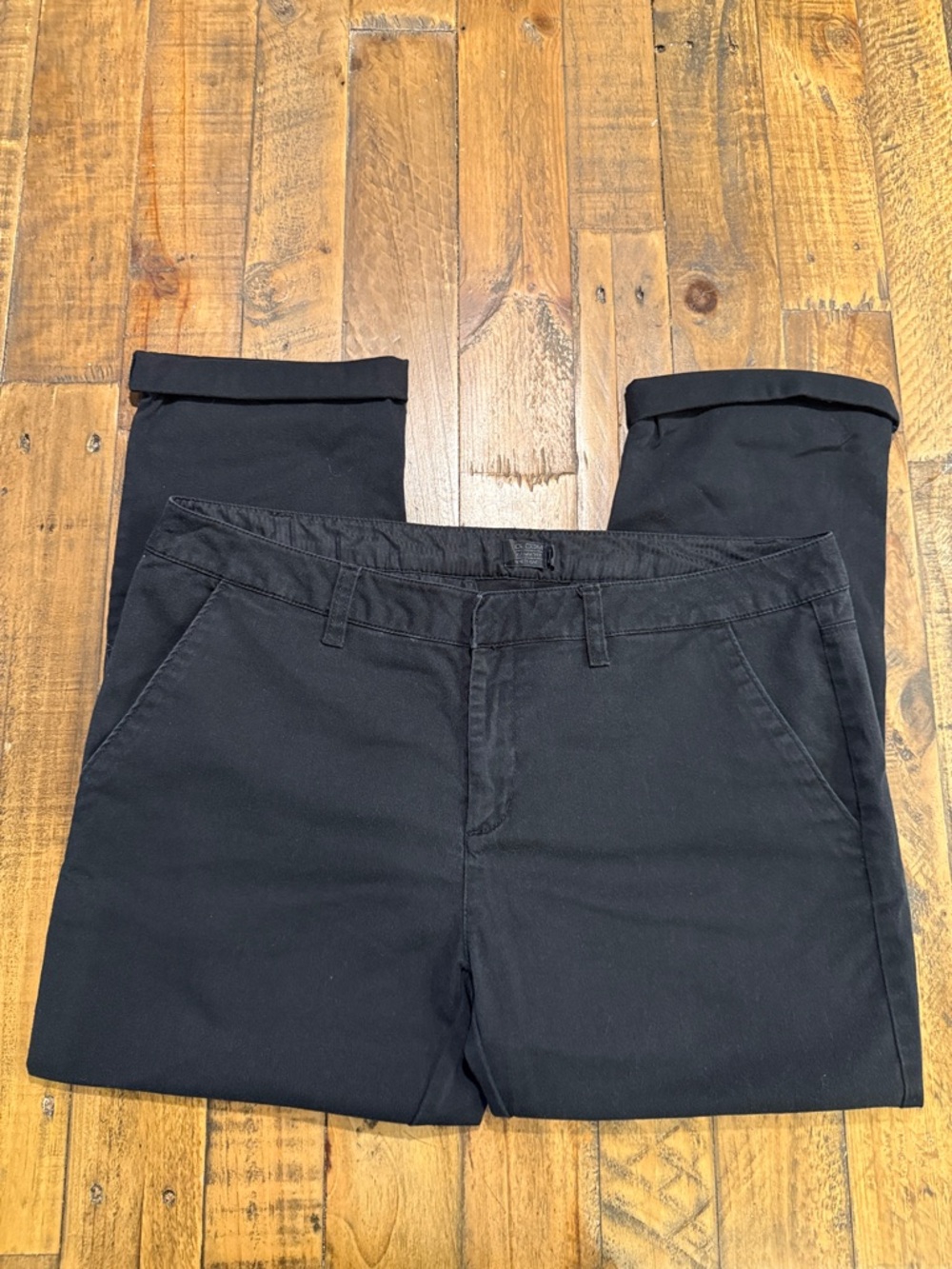 Volcom Women's Straight Leg Pants in Black